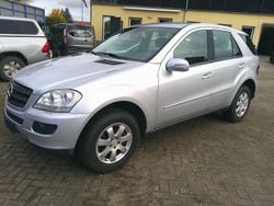 Silber Gebraucht 2006 Mercedes ML280 SUV | 6.999 € (Guter Preis)