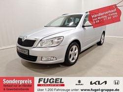 Brilliantsilber metallic Gebraucht 2013 Skoda Octavia Best of Kombi | 4.499 € (Superpreis)