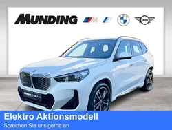 Weiß Neu 2025 BMW iX1 M Sport SUV | 66.700 €