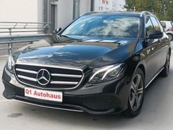 Obsidianschwarz Gebraucht 2019 Mercedes E220 Kombi | 20.950 € (Superpreis)