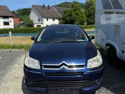 Blau Gebraucht 2005 Citroën C4 Exclusive Limousine | 2.990 € (Etwas zu teuer)