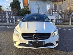 Weiß Gebraucht 2015 Mercedes CLA250 Shooting Brake Kombi | 13.900 € (Teuer)