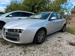Grau Gebraucht 2008 Alfa Romeo 159 Limousine | 800 €