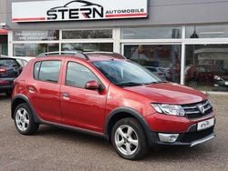 Rot Gebraucht 2014 Dacia Sandero Prestige Kleinwagen | 5.290 € (Guter Preis)