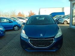 Blau Gebraucht 2014 Peugeot 208 Active Kleinwagen | 3.950 € (Guter Preis)