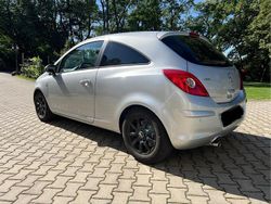 Silber Gebraucht 2011 Opel Corsa Satellite Kleinwagen | 3.750 € (Fairer Preis)