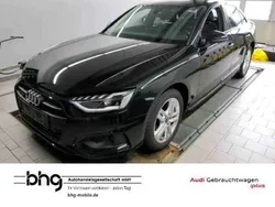 Mythosschwarz metallic Gebraucht 2022 Audi A4 Ambiente Limousine | 31.390 € (Fairer Preis)