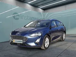 Blau Gebraucht 2022 Ford Focus Kombi | 19.299 € (Guter Preis)