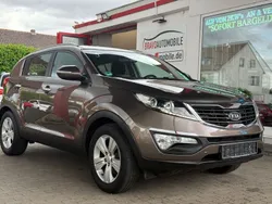 Grau Gebraucht 2011 Kia Sportage SUV | 7.199 € (Guter Preis)