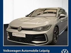Silber Neu 2025 VW Passat R-line Kombi | 61.490 €