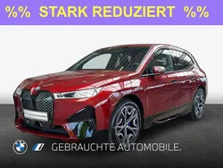 Rot Gebraucht 2023 BMW iX Sport Line SUV | 52.990 € (Fairer Preis)
