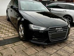 Schwarz Gebraucht 2013 Audi A4 S-Line Kombi | 8.200 € (Fairer Preis)