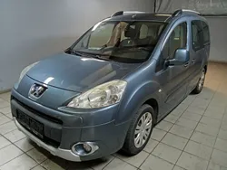 Grau Gebraucht 2009 Peugeot Partner Tepee Premium Van / Kleinbus | 3.000 € (Fairer Preis)