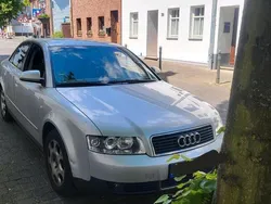Silber Gebraucht 2001 Audi A4 Limousine | 2.450 € (Fairer Preis)