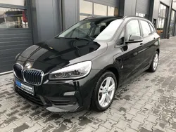 Schwarz Gebraucht 2018 BMW 225 Active Tourer iPerformance Van / Kleinbus | 14.980 € (Guter Preis)