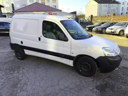 Weiß Gebraucht 2005 Citroën Berlingo Van / Kleinbus | 3.400 € (Etwas zu teuer)