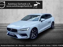 Crystal white pearl Gebraucht 2020 Volvo V60 Inscription Kombi | 31.890 € (Guter Preis)