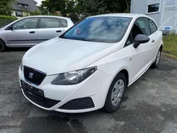 Weiß Gebraucht 2011 Seat Ibiza Basis Kleinwagen | 3.290 € (Teuer)