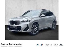 Silber Neu 2025 BMW iX1 M Sport SUV | 56.499 € (Fairer Preis)