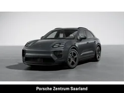 Grau Gebraucht 2022 Porsche Macan SUV | 96.872 € (Teuer)