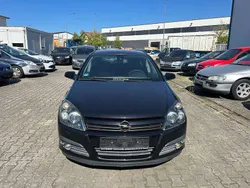 Saphirschwarz/black sapphire Gebraucht 2004 Opel Astra Sport Kleinwagen | 2.550 € (Guter Preis)