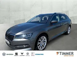 Grau (graphitegrau metallic) met. Gebraucht 2023 Skoda Superb Style Kombi | 28.490 € (Teuer)