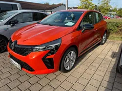 Valencia orange Neu 2025 Renault Clio V Evolution Kleinwagen | 18.990 € (Guter Preis)