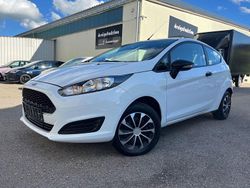 Weiß Gebraucht 2017 Ford Fiesta Ambiente Kleinwagen | 6.990 € (Guter Preis)