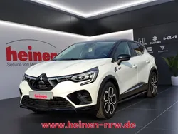Weiss Gebraucht 2023 Mitsubishi ASX Top SUV | 26.799 € (Guter Preis)
