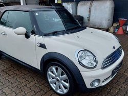 Weiß Gebraucht 2009 Mini Cooper Cabriolet Chili Cabrio | 5.990 € (Fairer Preis)