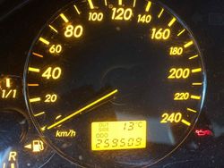 Grau Gebraucht 2005 Toyota Avensis T2 Kombi | 2.200 € (Fairer Preis)