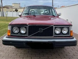 Rot Gebraucht 1978 Volvo 244 Limousine | 7.300 €