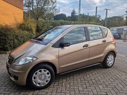 Gelb Gebraucht 2008 Mercedes A150 Classic Limousine | 4.399 € (Guter Preis)