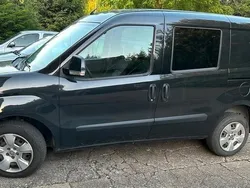 Schwarz Gebraucht 2016 Fiat Doblò Van / Kleinbus | 8.500 €