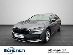 Graphitegrau metallic Gebraucht 2024 Skoda Superb Selection Kombi | 31.850 €
