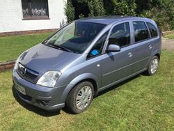 Grau Gebraucht 2006 Opel Meriva Cosmo Van / Kleinbus | 850 € (Guter Preis)