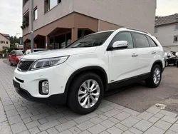 Weiß Gebraucht 2013 Kia Sorento Spirit SUV | 13.999 € (Etwas zu teuer)