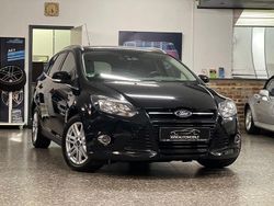 Schwarz Gebraucht 2014 Ford Focus Titanium Limousine | 6.500 €