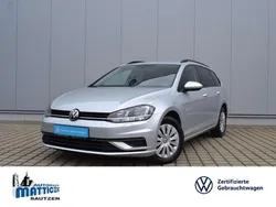 Reflexsilber metallic Gebraucht 2018 VW Golf VII Business Kombi | 14.840 € (Teuer)