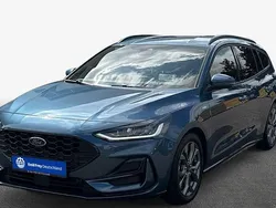 Blau Gebraucht 2024 Ford Focus ST-Line X Kombi | 24.900 € (Guter Preis)