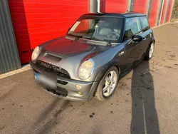 Silber Gebraucht 2004 Mini Cooper S Kleinwagen | 8.000 €