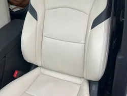 Weiß Gebraucht 2020 Cadillac XT4 SUV | 25.399 € (Teuer)