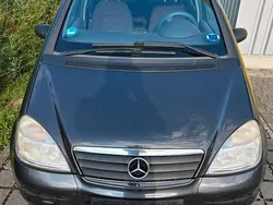 Grau Gebraucht 1999 Mercedes A140 Kleinwagen | 550 € (Guter Preis)