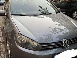 Grau Gebraucht 2011 VW Golf VI Trendline Kleinwagen | 5.600 € (Fairer Preis)