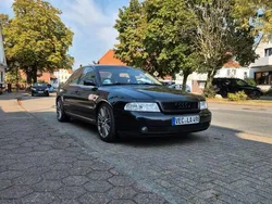 Schwarz Gebraucht 1999 Audi A4 Limousine | 2.100 € (Fairer Preis)