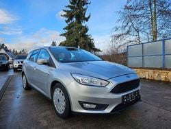 Polarsilber metallic Gebraucht 2016 Ford Focus Trend Kombi | 5.490 € (Guter Preis)