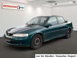 Grün Gebraucht 2000 Opel Vectra Edition Limousine | 599 € (Superpreis)