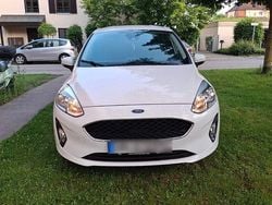 Weiß Gebraucht 2017 Ford Fiesta Trend Kleinwagen | 7.000 € (Guter Preis)