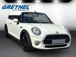 Weiss Gebraucht 2016 Mini Cooper Kleinwagen | 14.590 € (Fairer Preis)