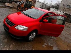 Rot Gebraucht 2009 VW Fox Kleinwagen | 1.000 € (Guter Preis)